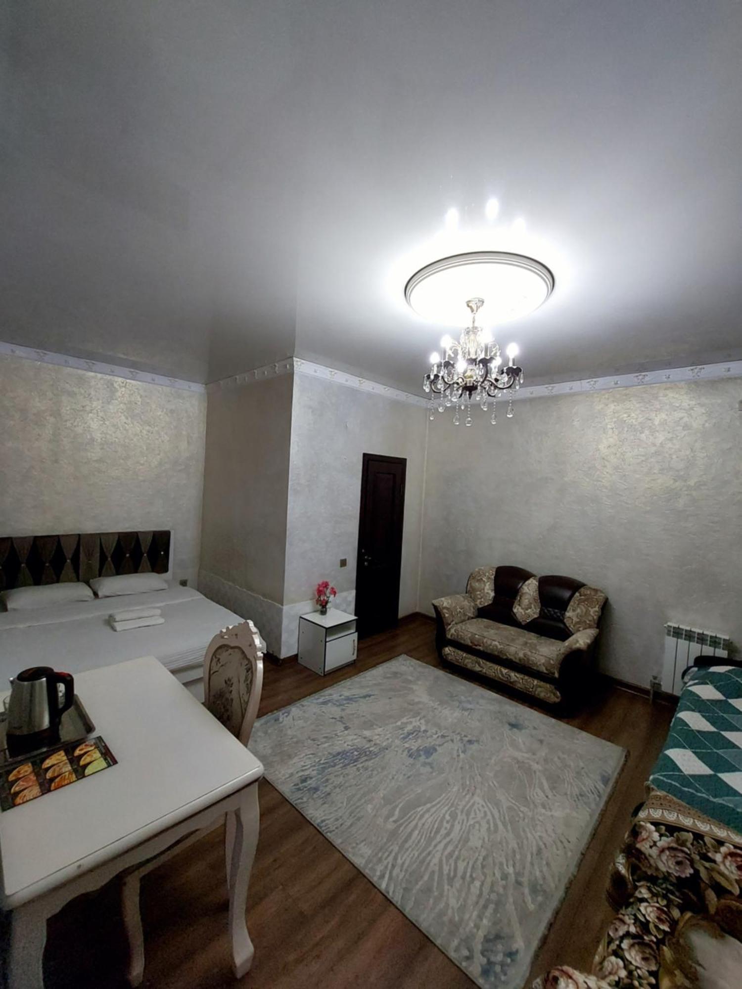 Camelot Hotel Bişkek Dış mekan fotoğraf