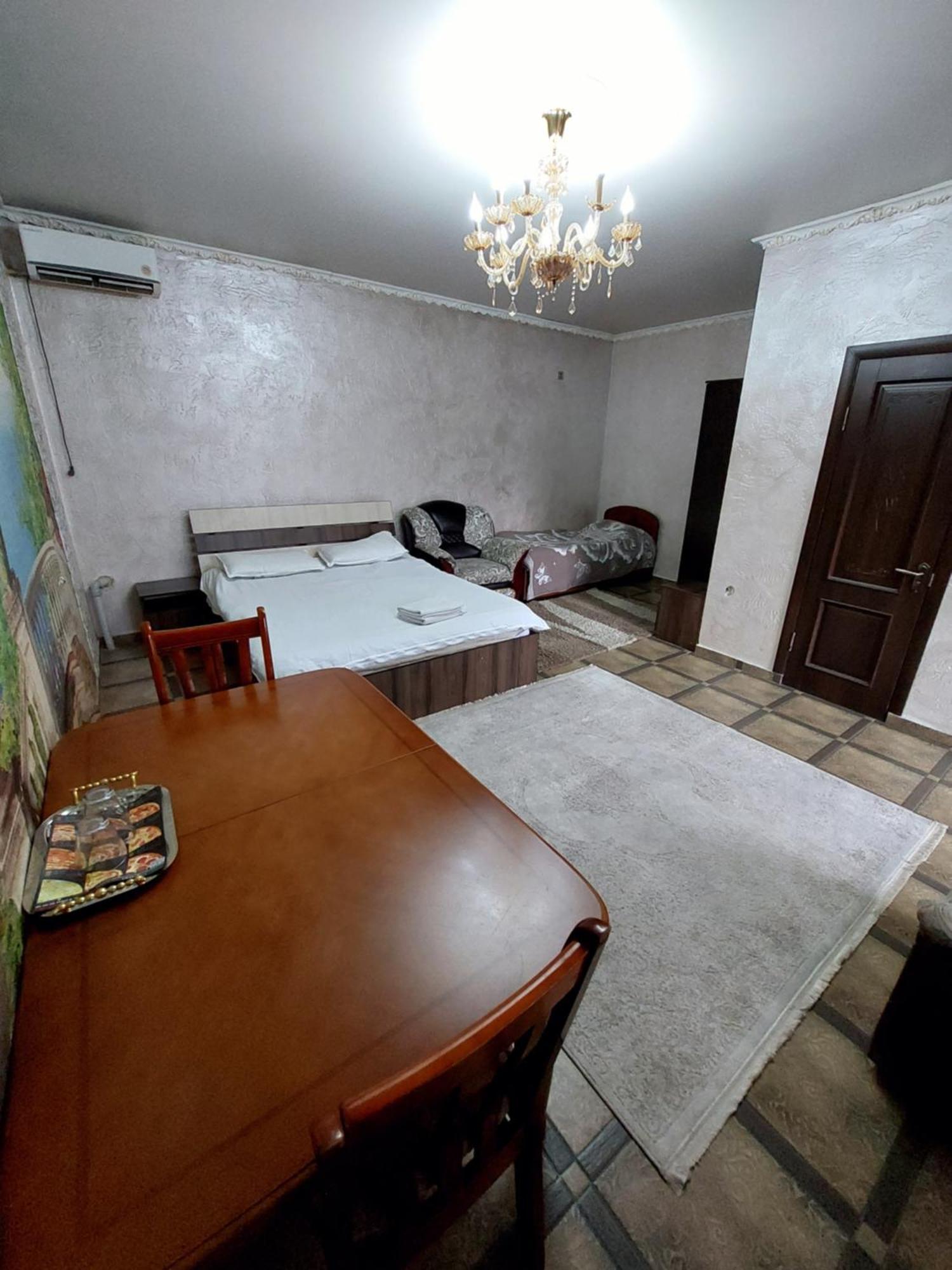 Camelot Hotel Bişkek Dış mekan fotoğraf