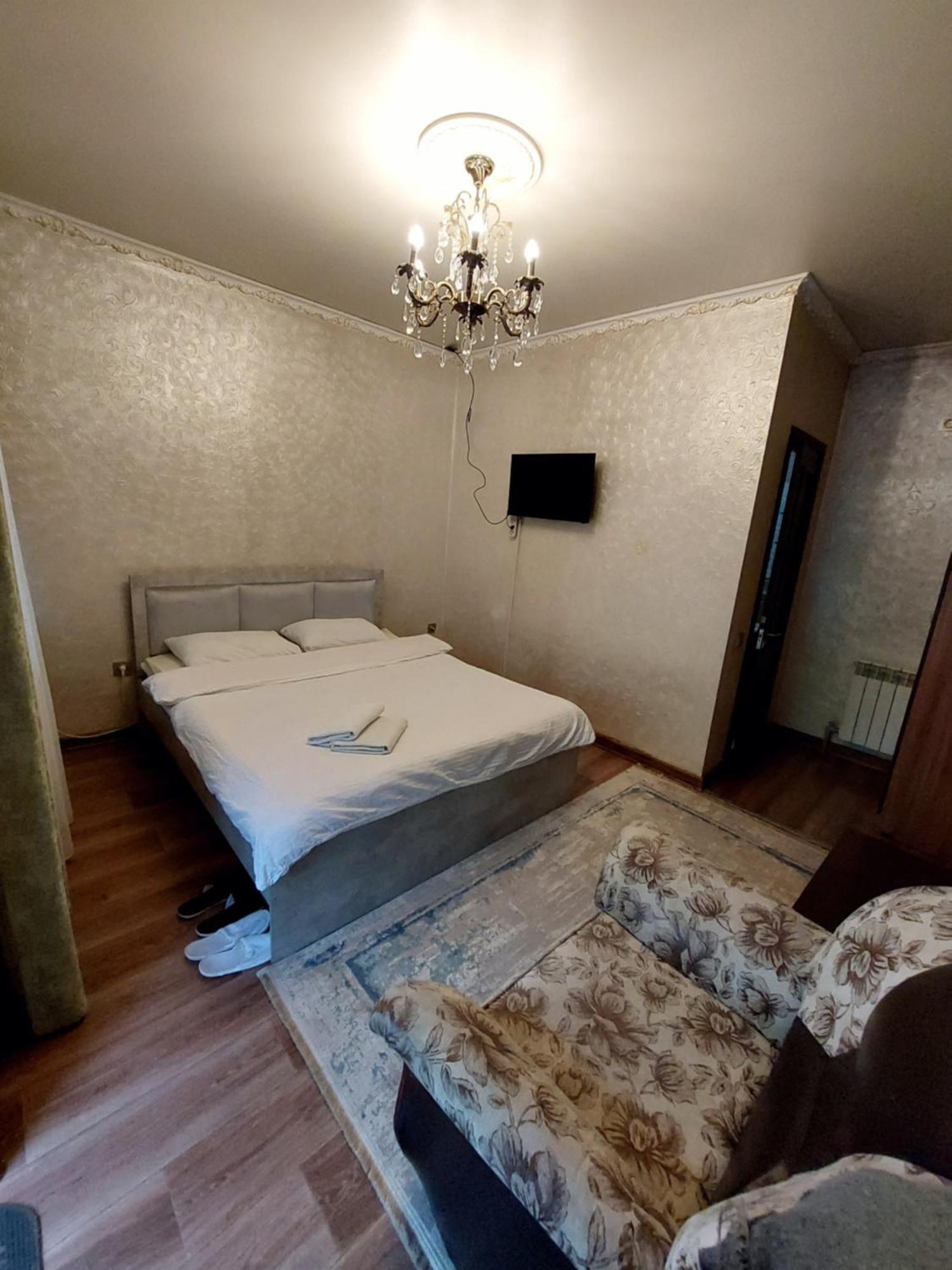 Camelot Hotel Bişkek Dış mekan fotoğraf